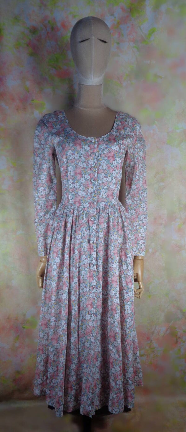 PA032 : Robe Cacharel T.38