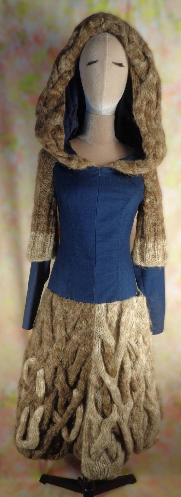 PA882 : Robe styliste T.36