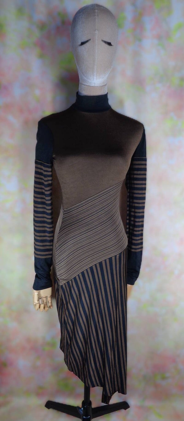 DA233 : Robe plein Sud T.38