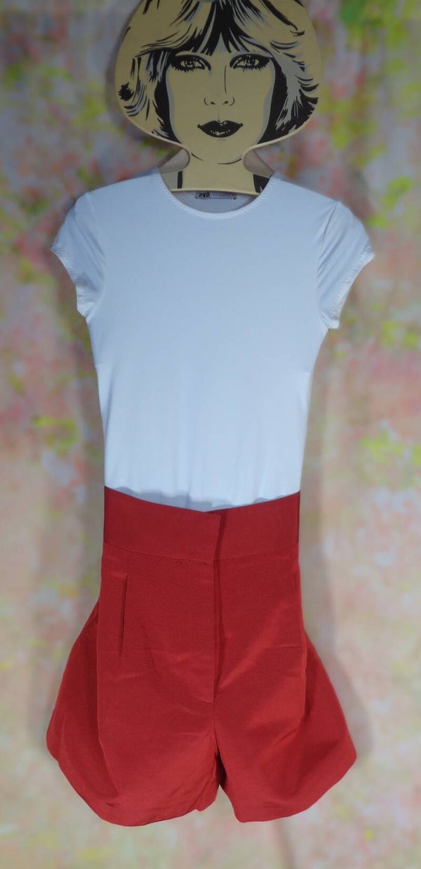 PA1104 : Short Tara Jarmon T.42