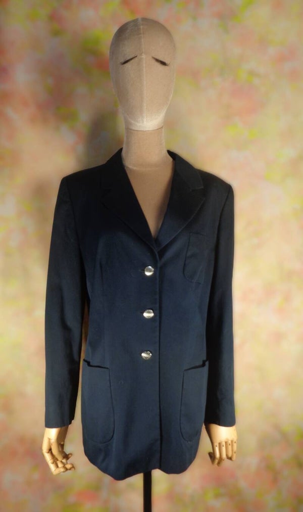 PA249 : Veste Escada T.42