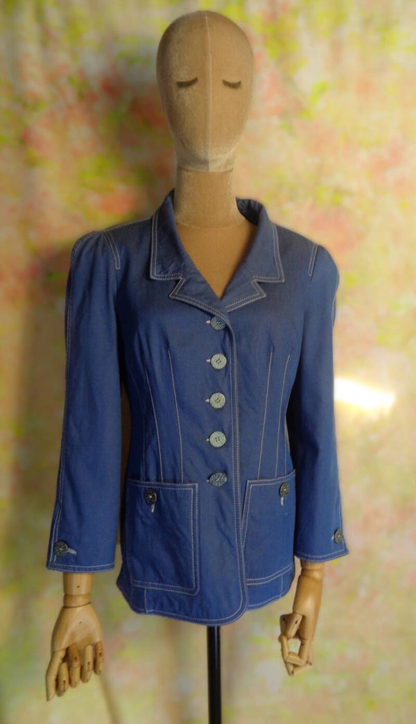 DA383 : Veste Nina Ricci T.38