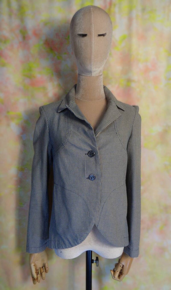 PA1280 : Veste Who T.42