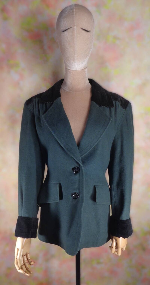 PA179 : Veste Yves Saint Laurent T.40