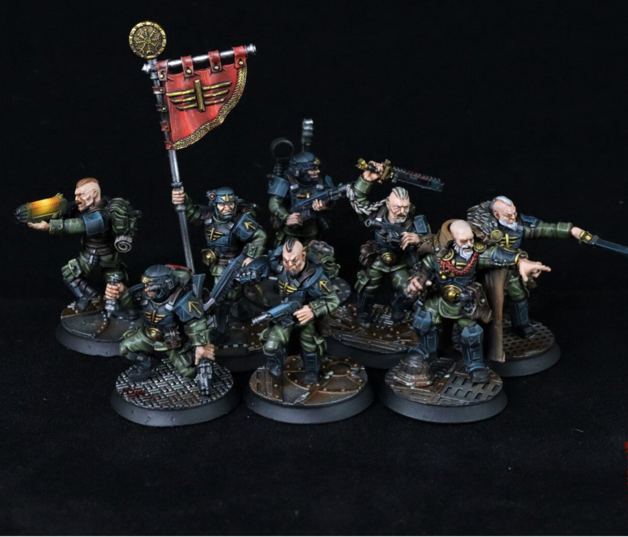 W40K - Rundsgaard - Rundsgäard command squad and the master Svein Odinsson