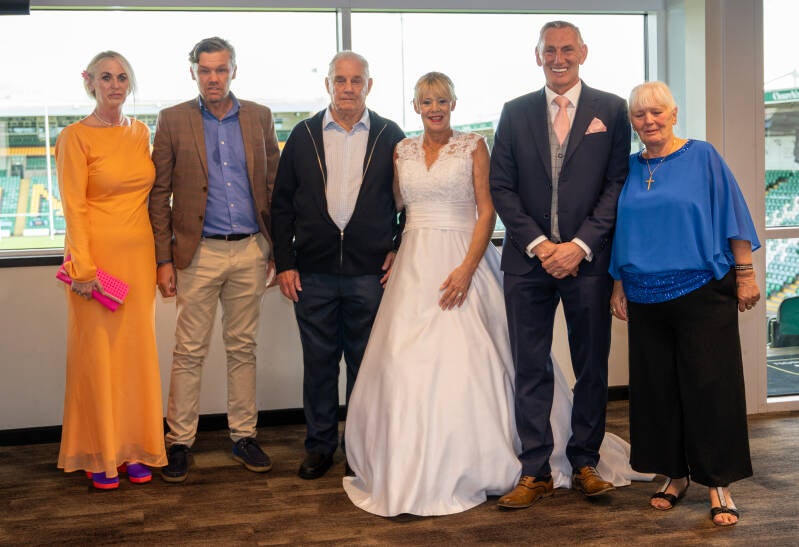 0009_michelle_-_lee-s_wedding_dsc_3468-standard.jpg