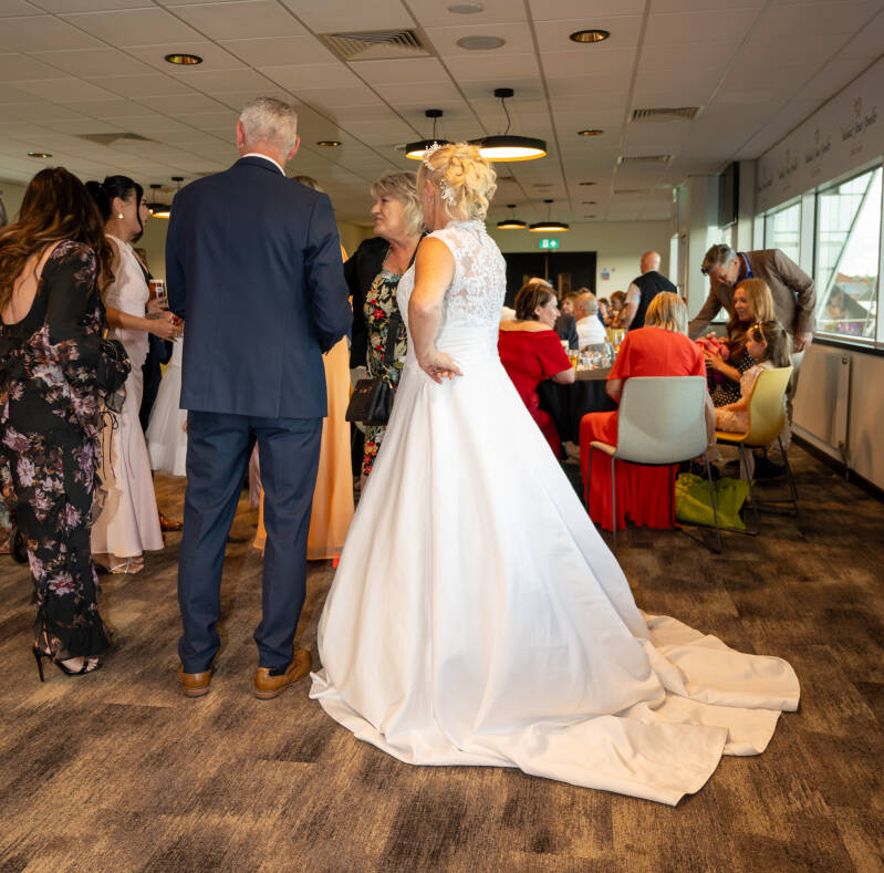 0042_michelle_-_lee-s_wedding_dsc_3750-standard.jpg