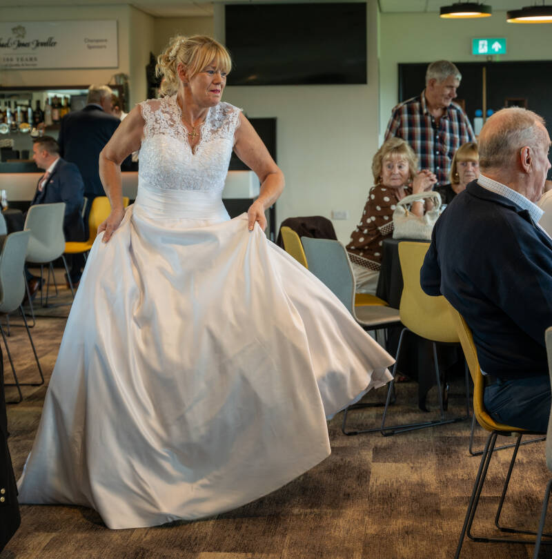0075_michelle_-_lee-s_wedding_dsc_3953-standard-9tdug3.jpg