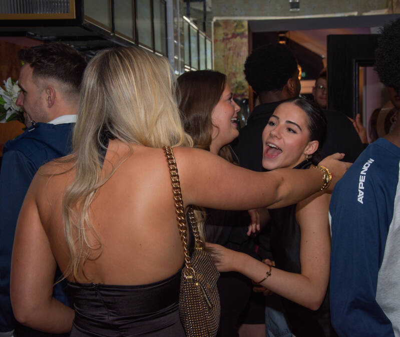 honey-s_18th_birthday_0087-standard.jpg