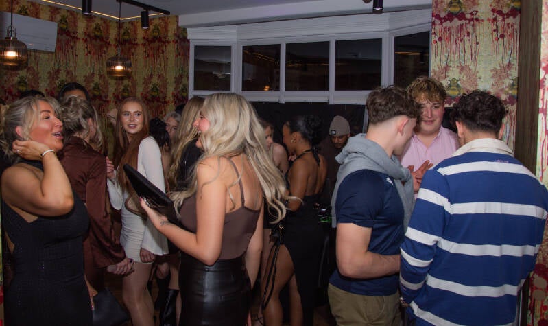 honey-s_18th_birthday_0095-standard.jpg