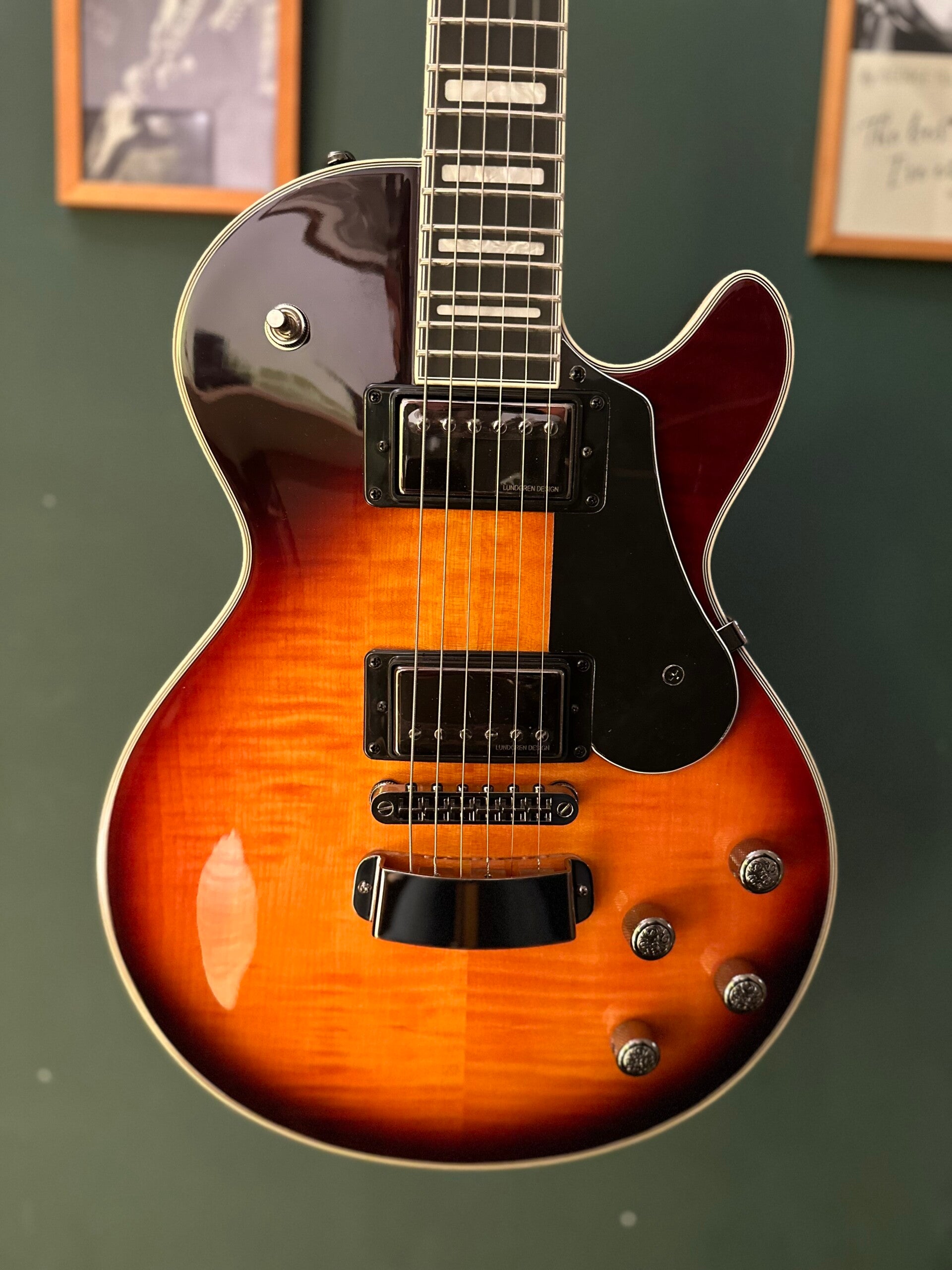 Hagstrom Swede LTD Tiger Burst
