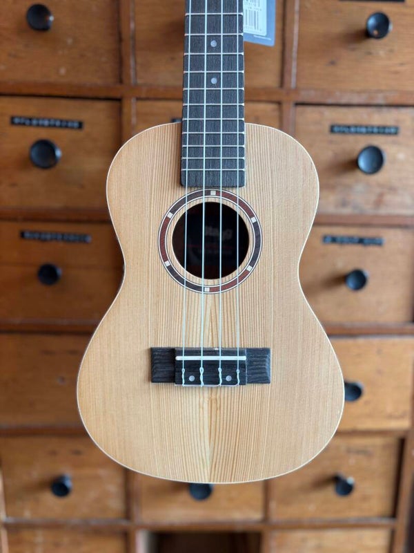 Stagg Concert UC 30 Spruce