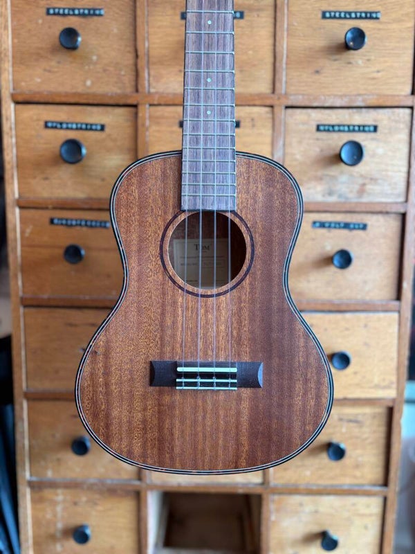 Tom Tenor TUT-200