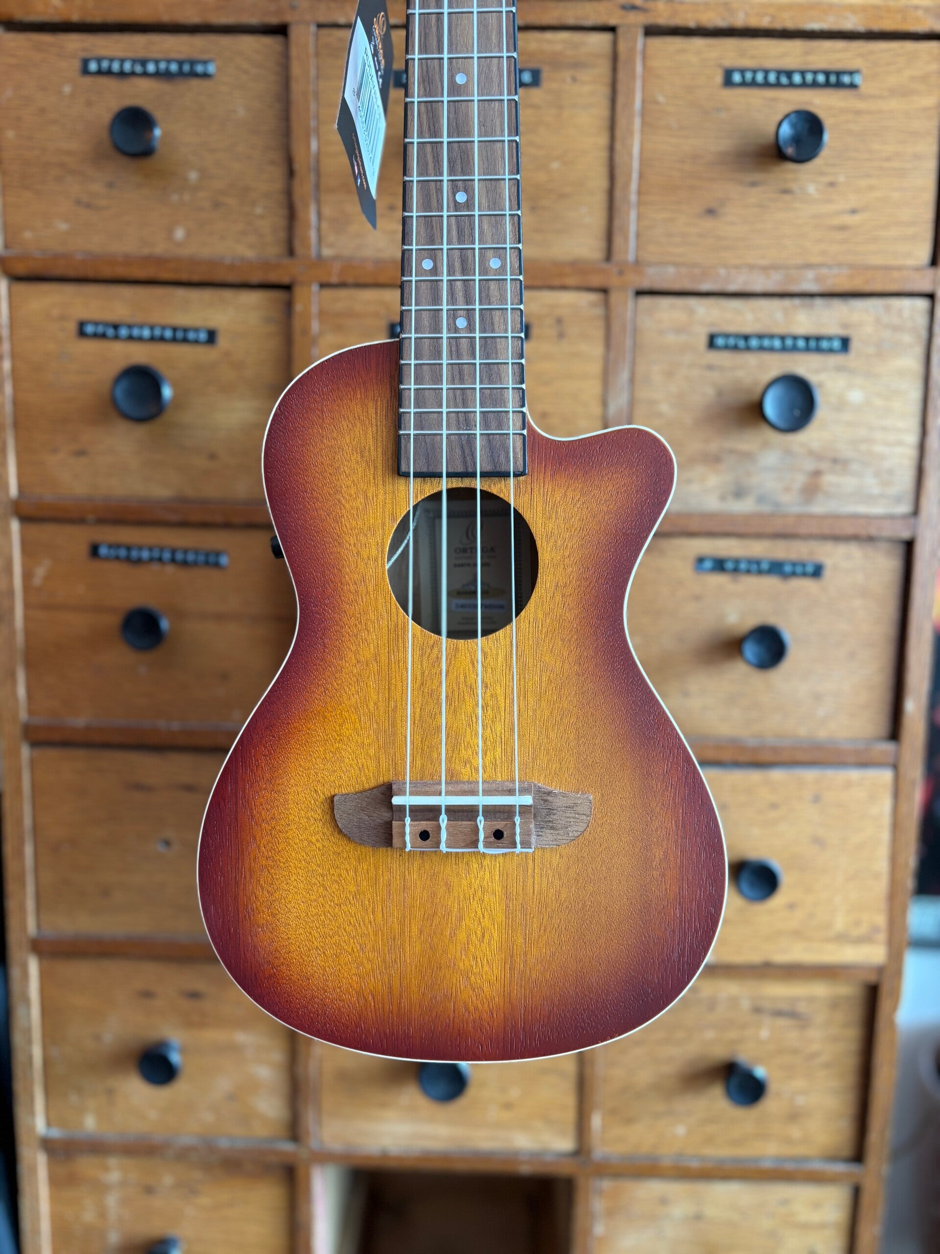 ORTEGA Earth Series Concert Preamp Ukulele Sunburst