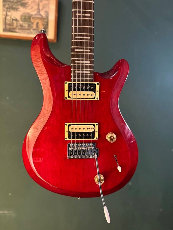 Sire Larry Carlton Q3 Red