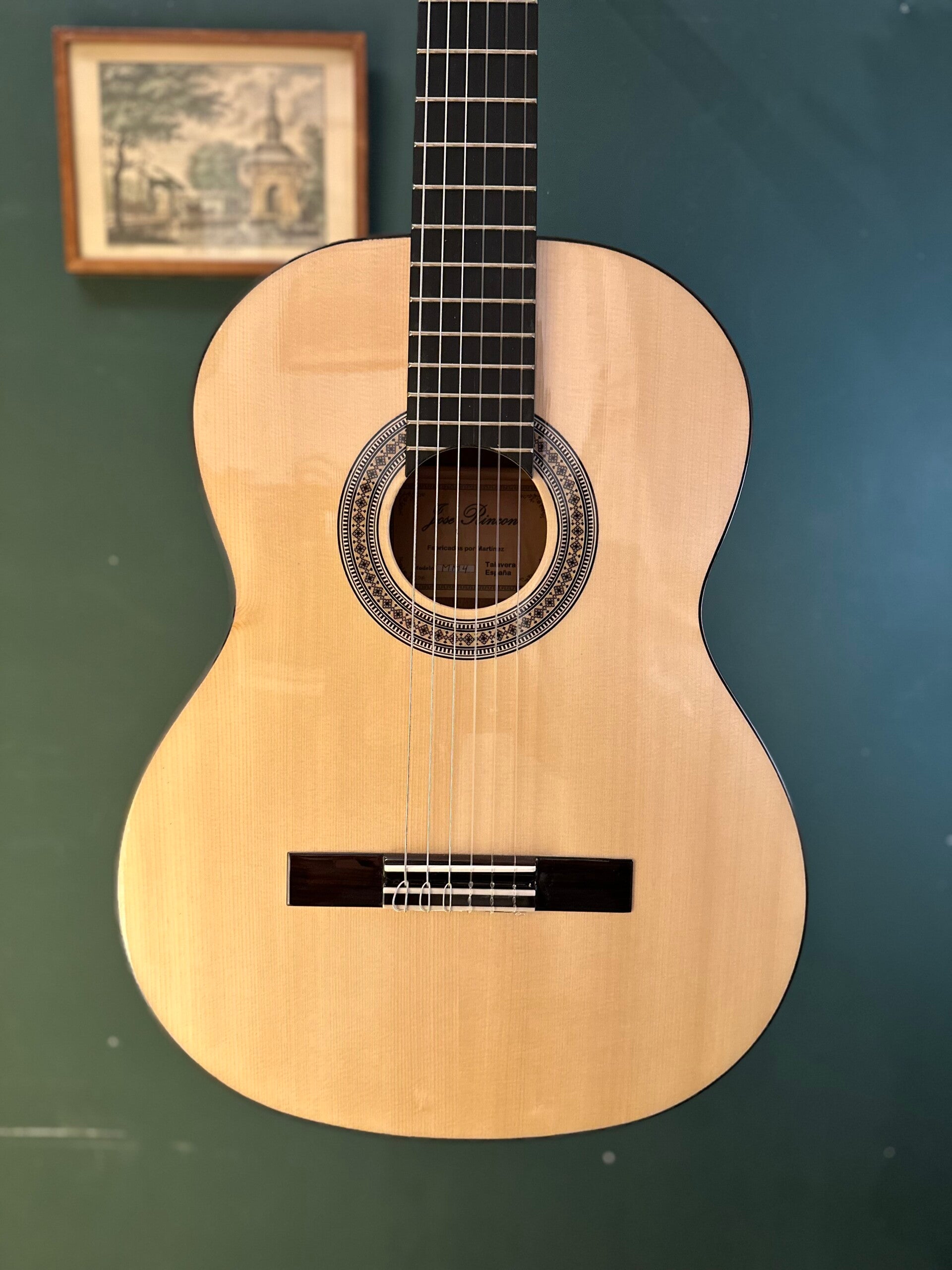 José Rincon MM4, All Solid Caoba body, Solid Spruce top