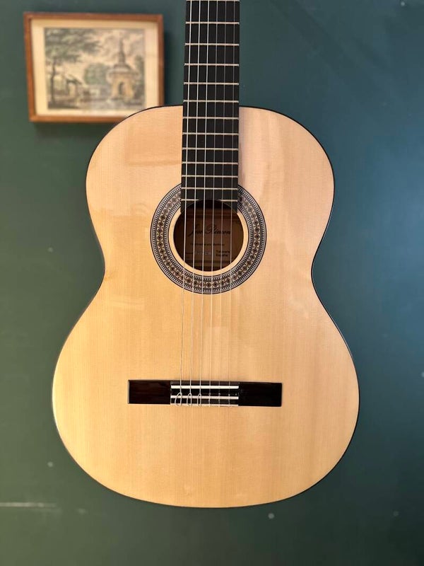José Rincon MM4, All Solid Caoba body, Solid Spruce top