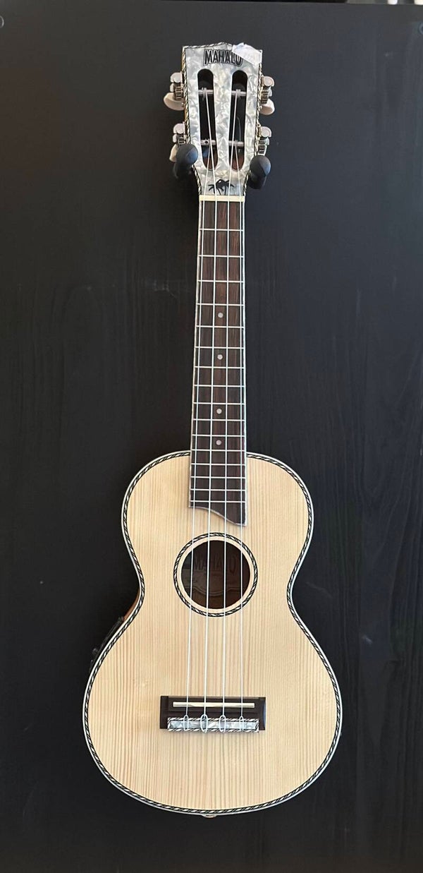 MP2E |Mahalo Pearl Series solid top concert ukulele