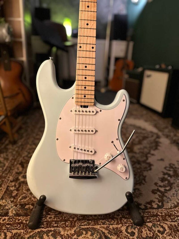 Sterling by Music Man CT 30 Daphne Blue