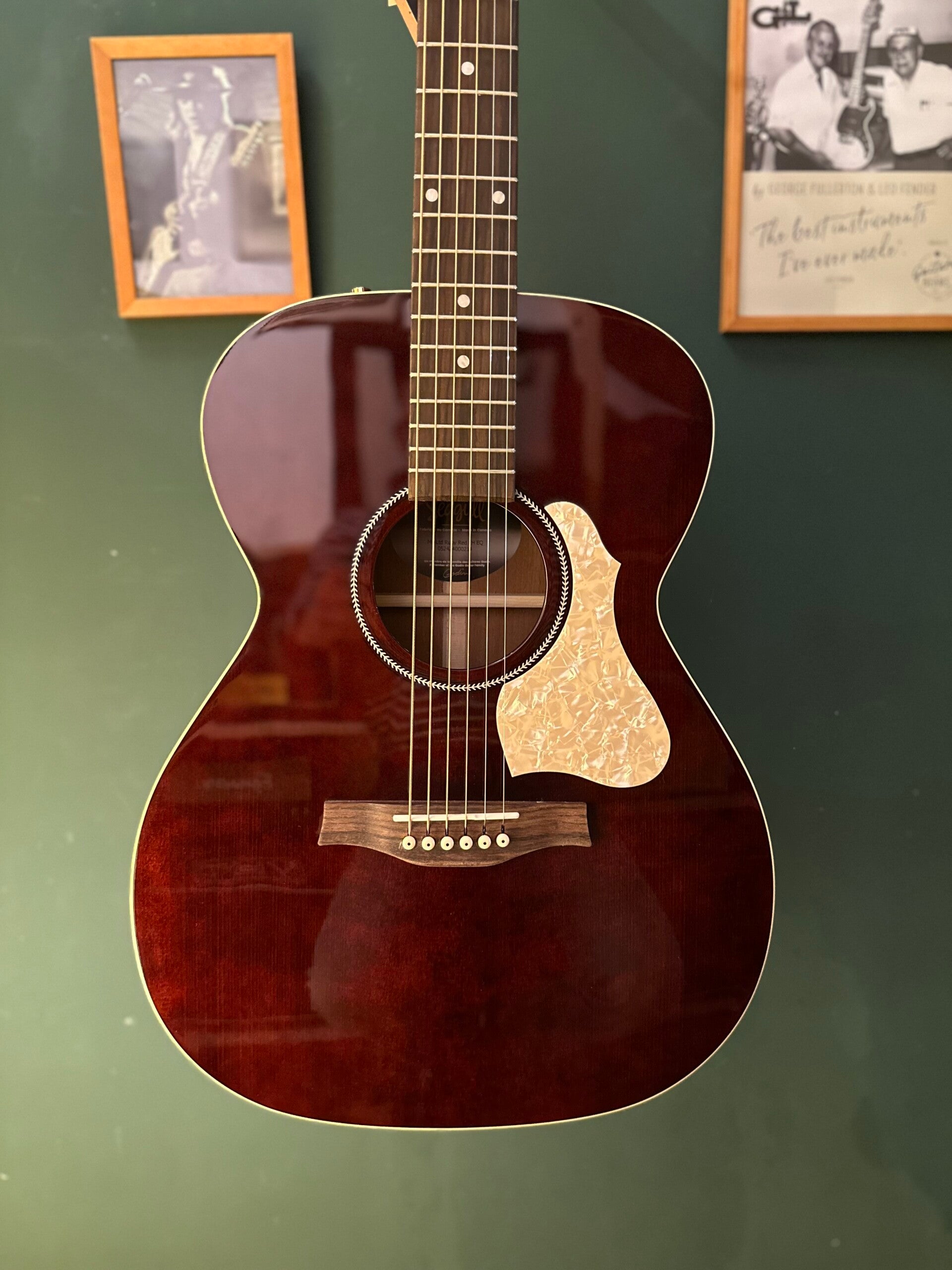 Seagull M6 LTD Ruby Red CH EQ