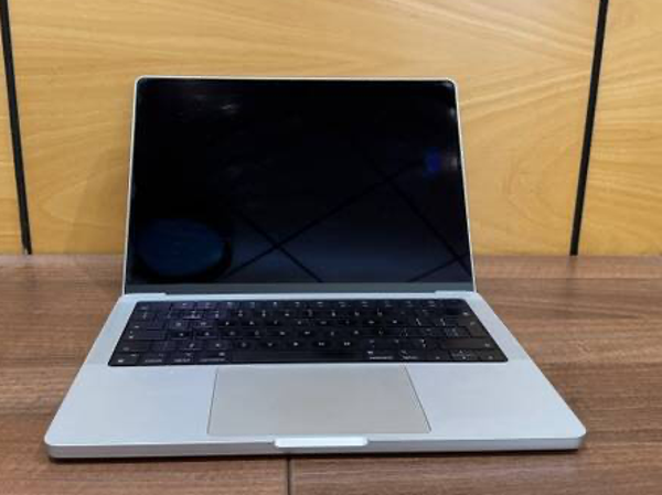 MacBook Pro 14", Slightly Used