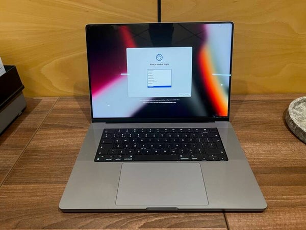 MacBook Pro 16", Slightly Used
