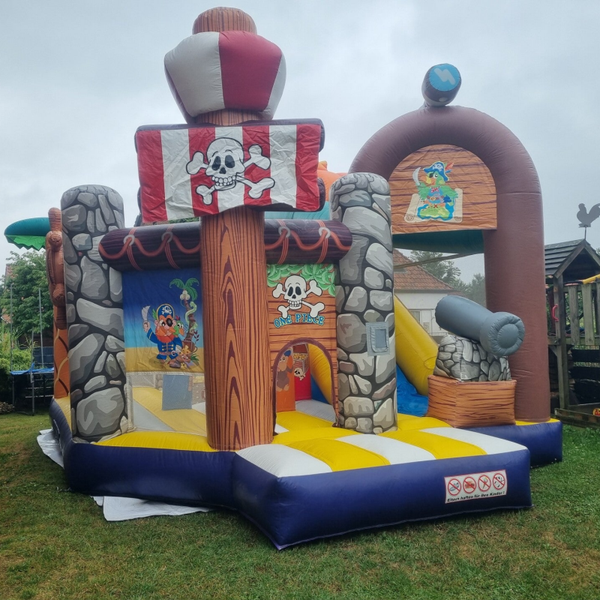 Hüpfburg " Pirateninsel " Multiplay