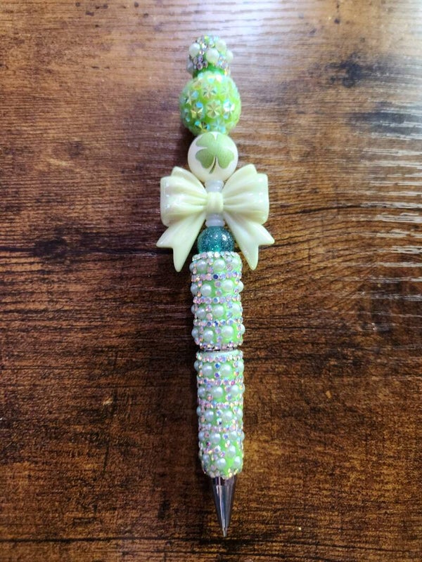 Lucky Charm Beadable Pen | Sparkling Green & White St. Patrick’s Day Edition