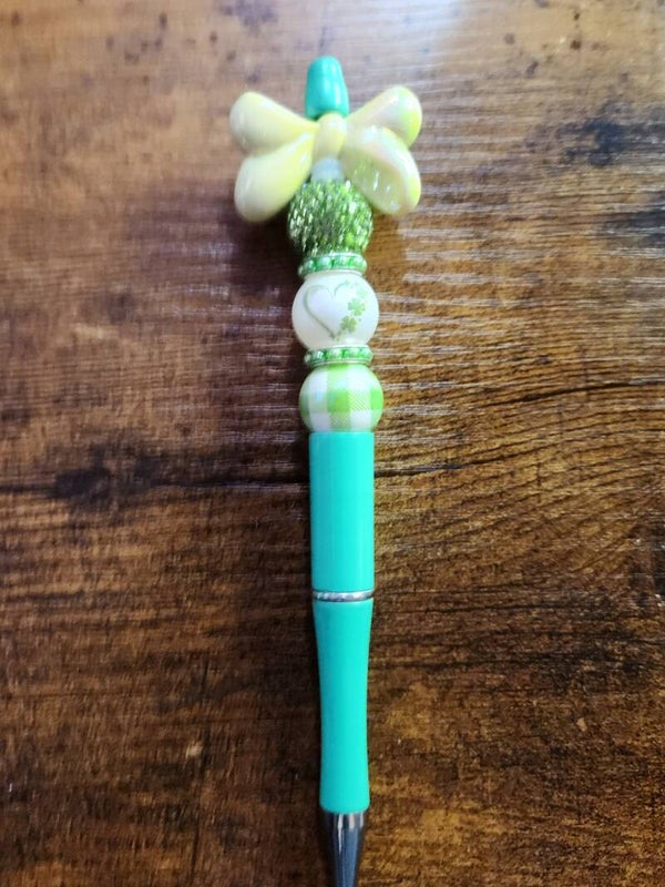 St. Patrick’s Luck & Bows Beaded Pen