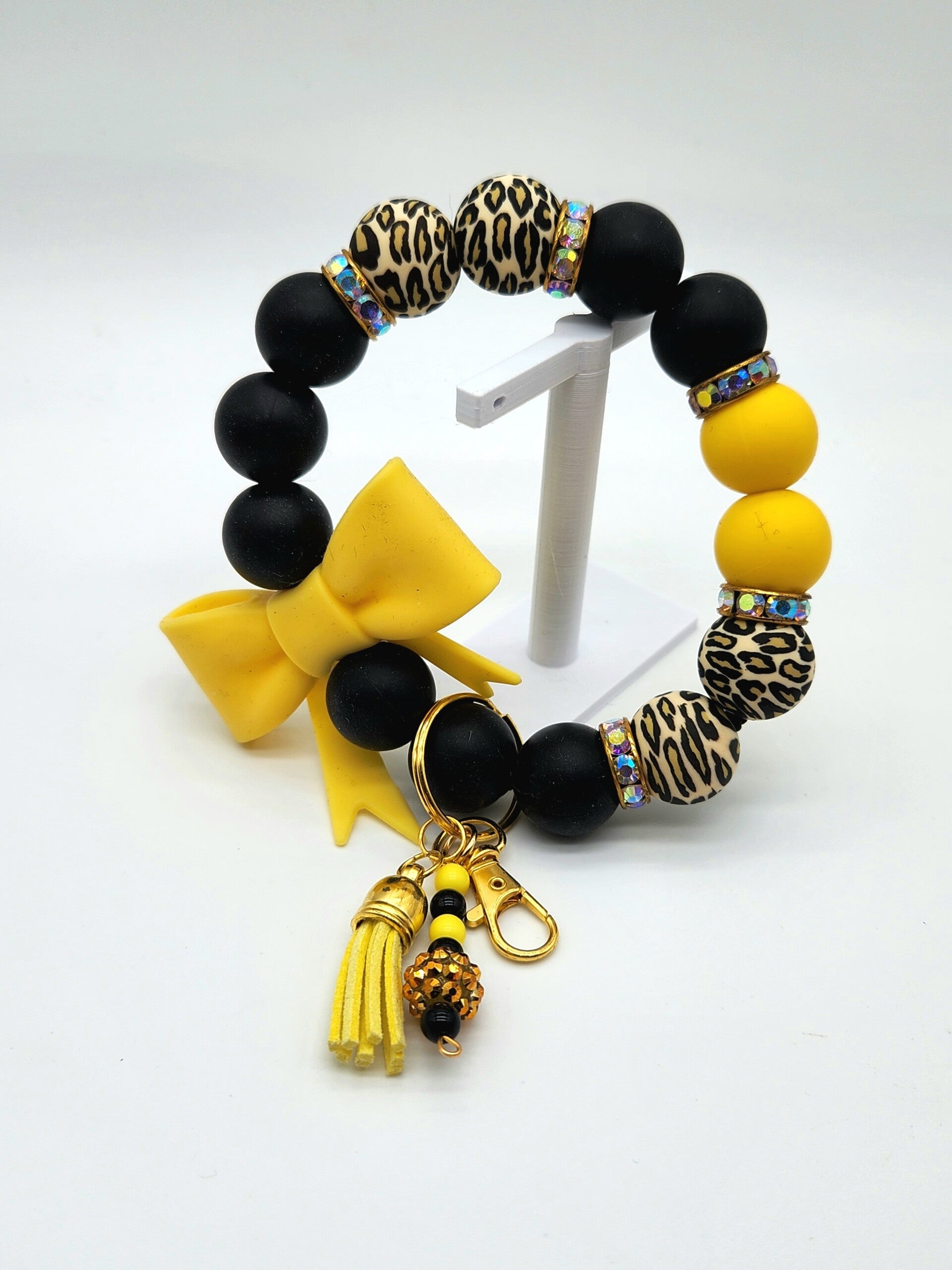 🎀 Chic & Secure: Handcrafted Beaded Wristlet Keychains with Silicone Bows 🖤 (click for options)