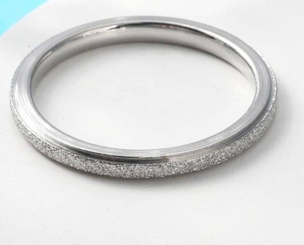 Smal ring med glitter