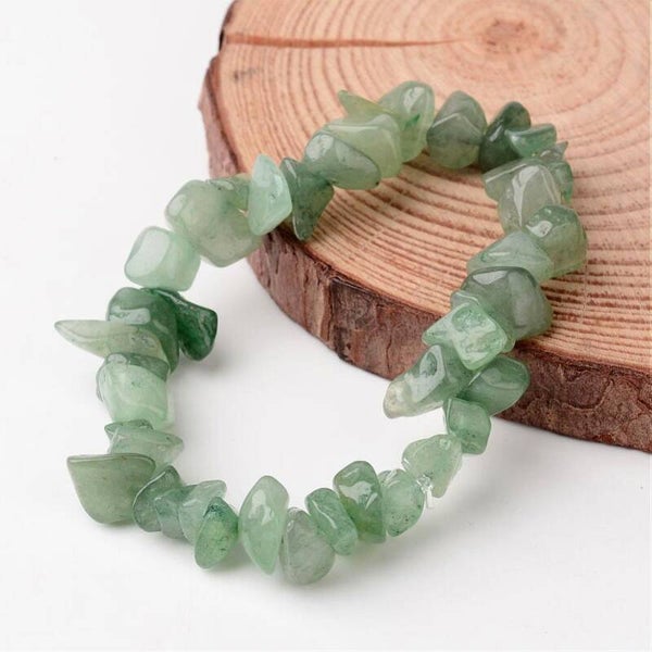 Grönt stenarmband