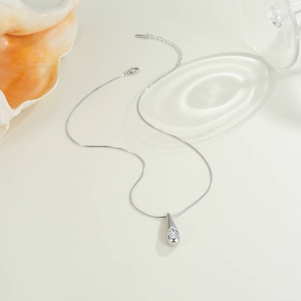 Halsband med droppe