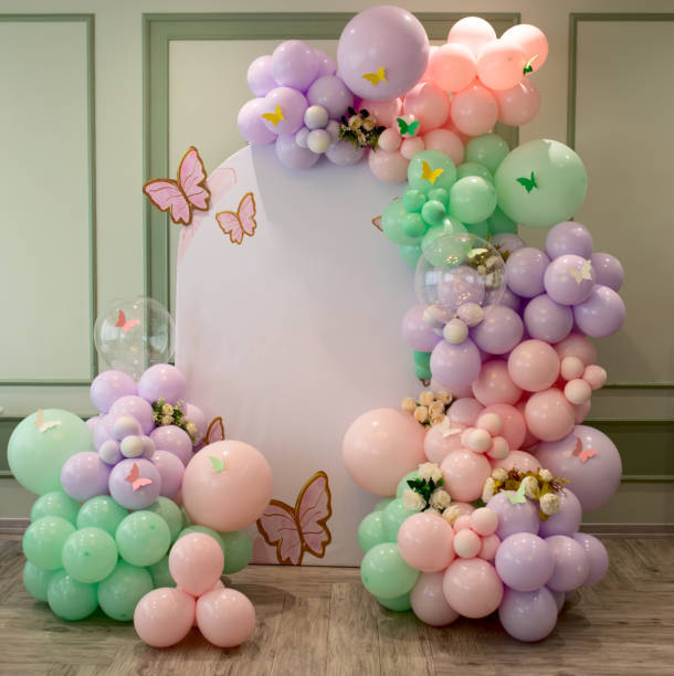 balloon-garland-with-pastel-balloon-theme-standard.jpg
