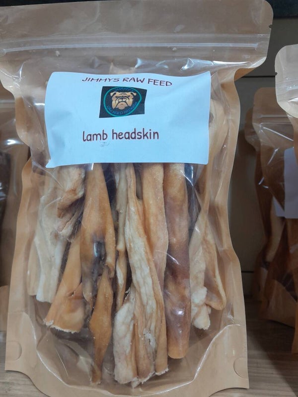 Natural treats - lamb head skin