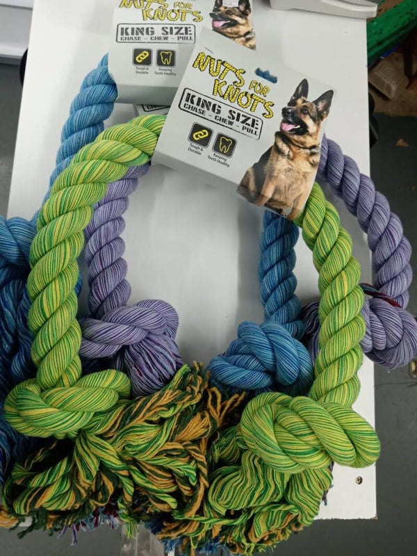 Nuts for knots - king-size rope