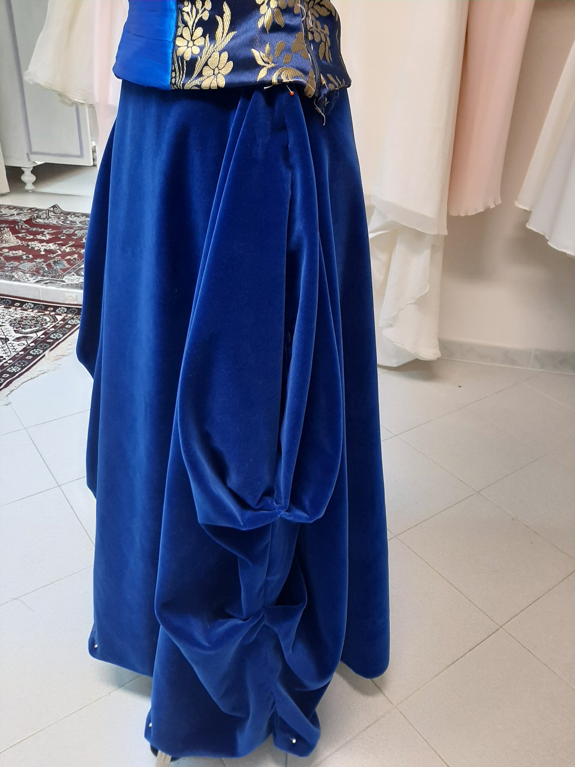 gonna blue velvet