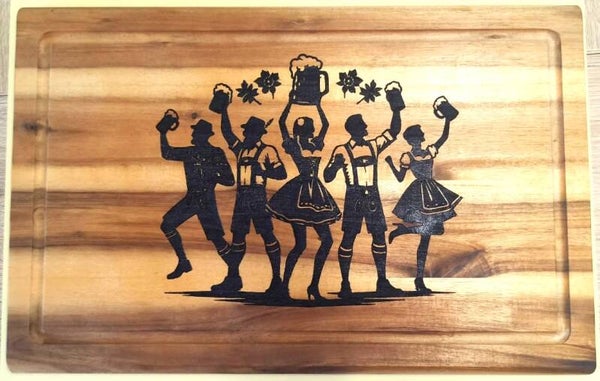 Großes Schneidebrett aus Akazienholz mit Gravur 40х25cm.