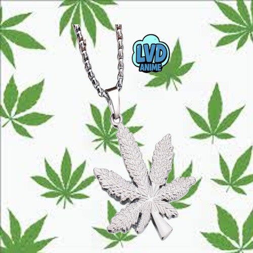 Collana con foglia di marijuanas argentata
