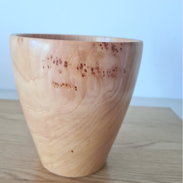 Macrocarpa Vessel
