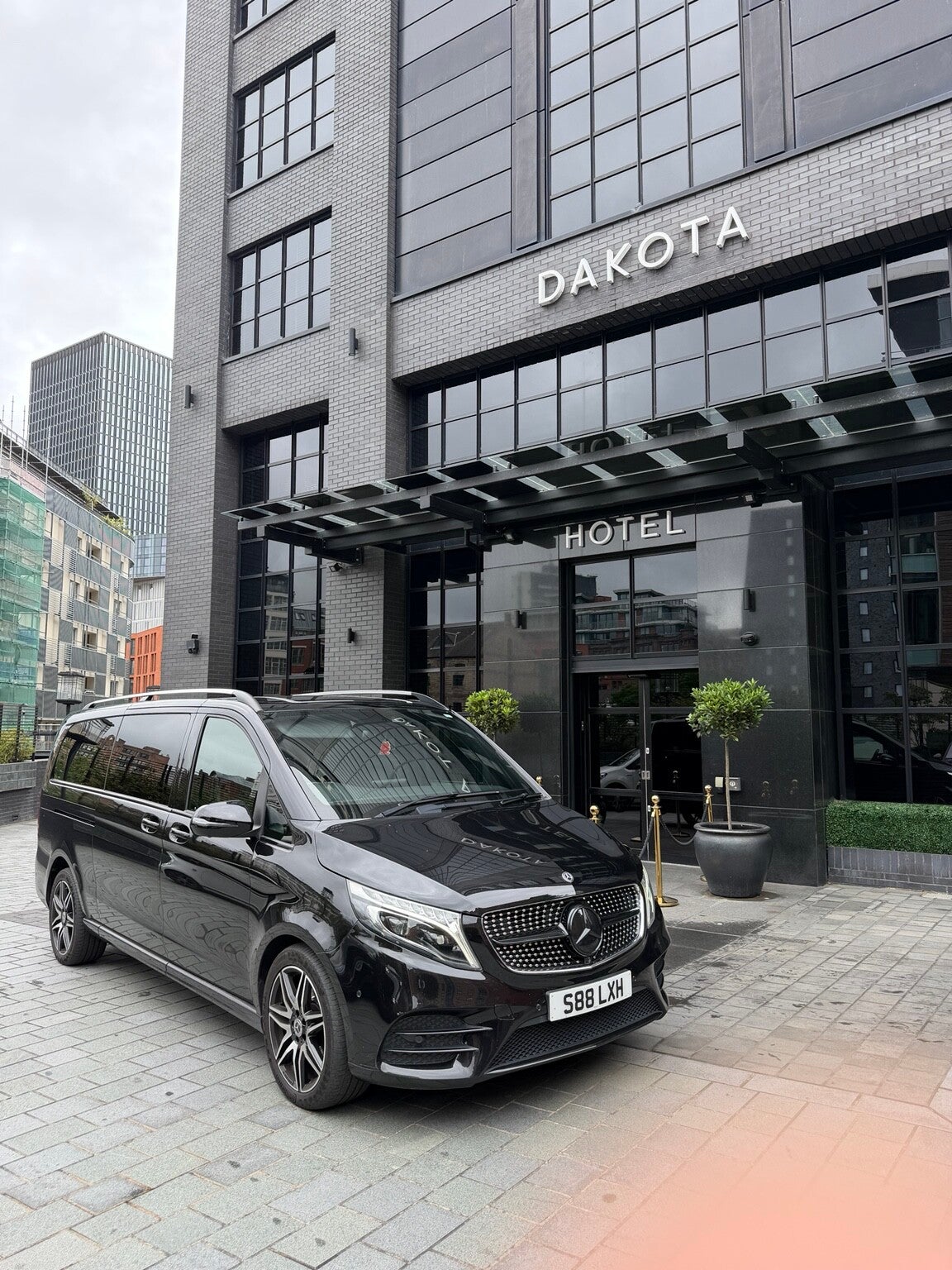 Delux Travels luxury Mercedes chauffeur vehicle