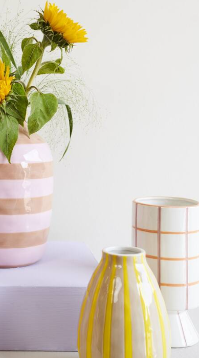 Vase rayures jaunes