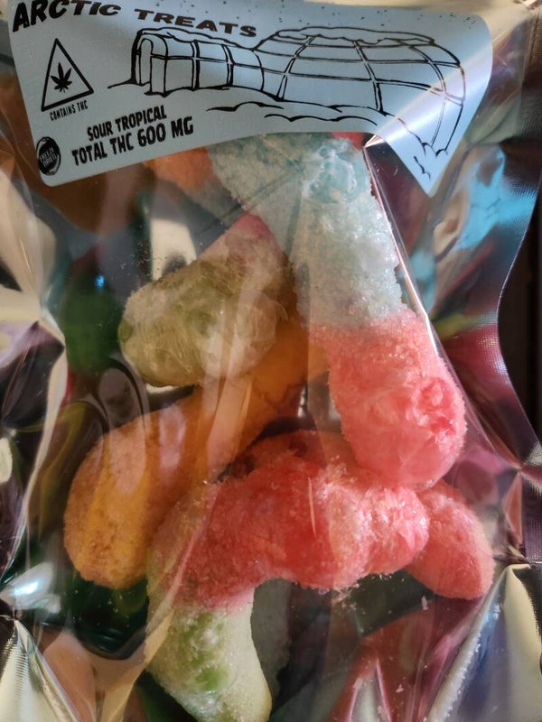 600mg Tropical sour worms.