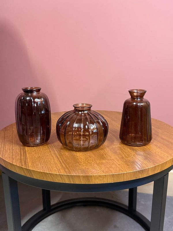 Glazen Vaasjes – Ribbelglas | Verschillende Vormen, Eén Kleur, donkerbruin