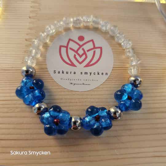 Blommig armband