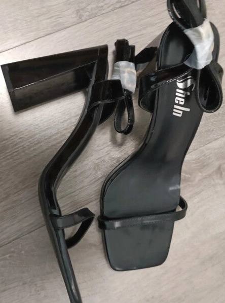 Sandalen von Sheln Gr. 11 (42)