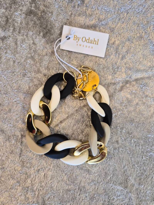 Chuncky armbånd sort/hvit/beige/gull