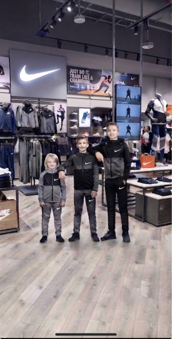 nike 2 kleuren kinderen trainingspak