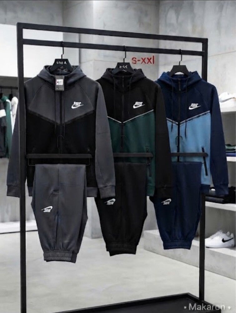 nike tech traingspak 2 kleuren