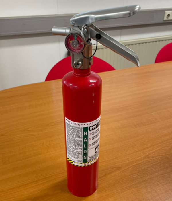 HALON Fire Extinguisher Stainless Steel (Kidde model)
